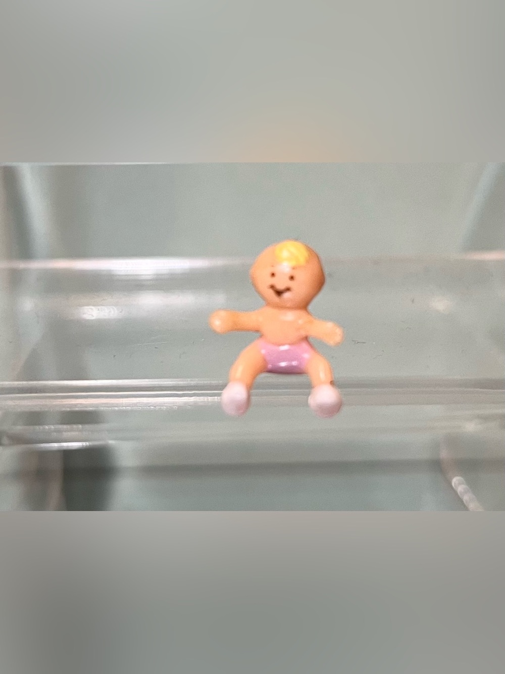 Vintage Polly Pocket 1995 Children’s Hospital, baby Tim, needs TLC